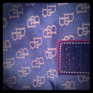 Dooney & Bourke bag
